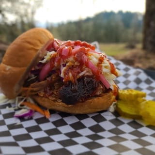 CHOPPED PORK SAMMICH